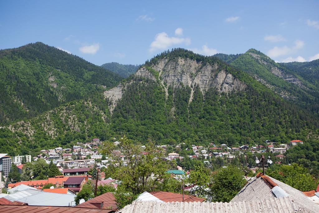 Guest House Salome Borjomi Exterior foto